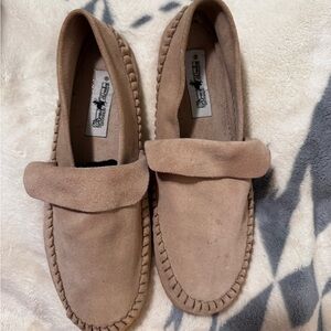 Broncy Donkey  Tan moccasins